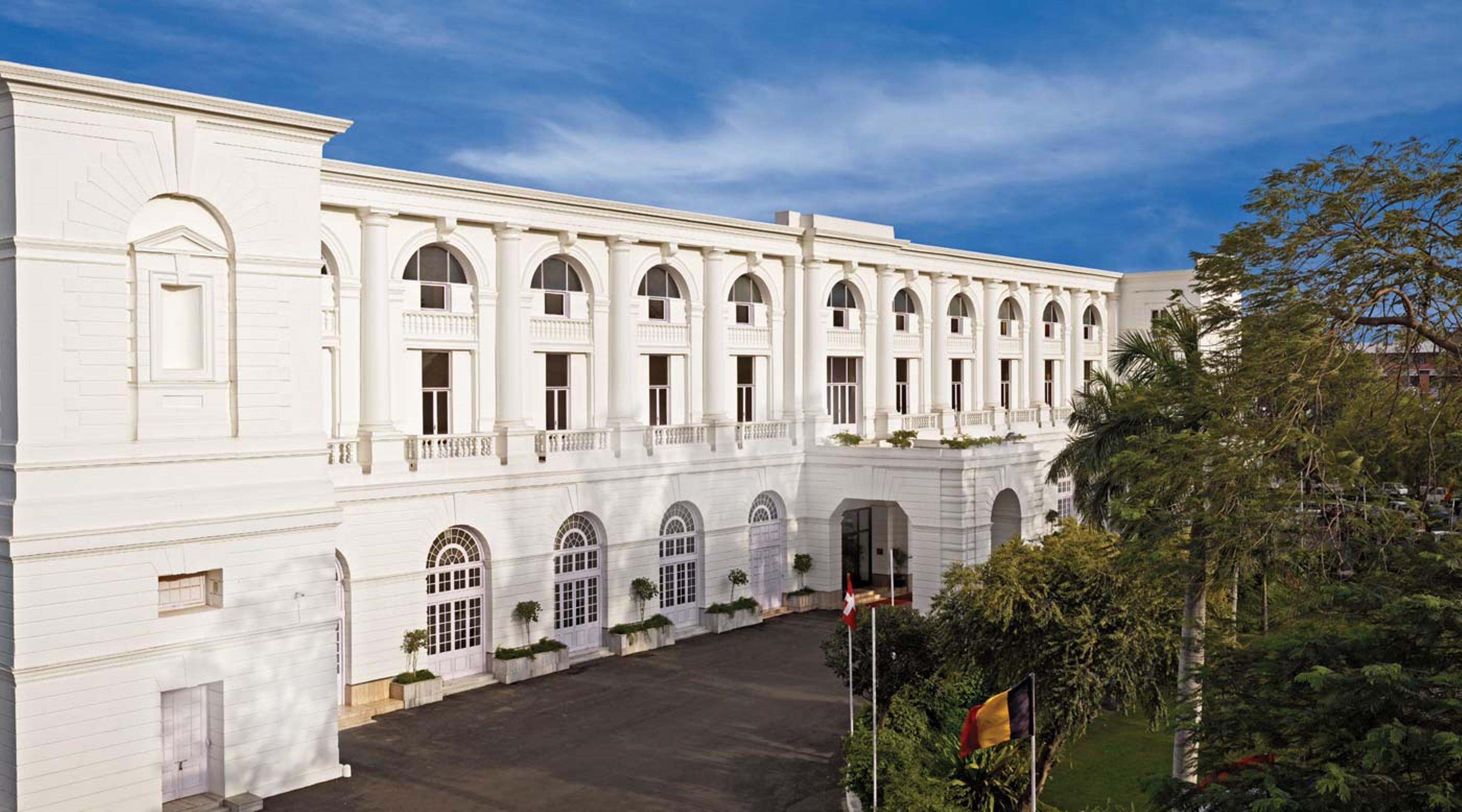 Maidens Hotel New Delhi Exterior foto The E & O 87 hotel