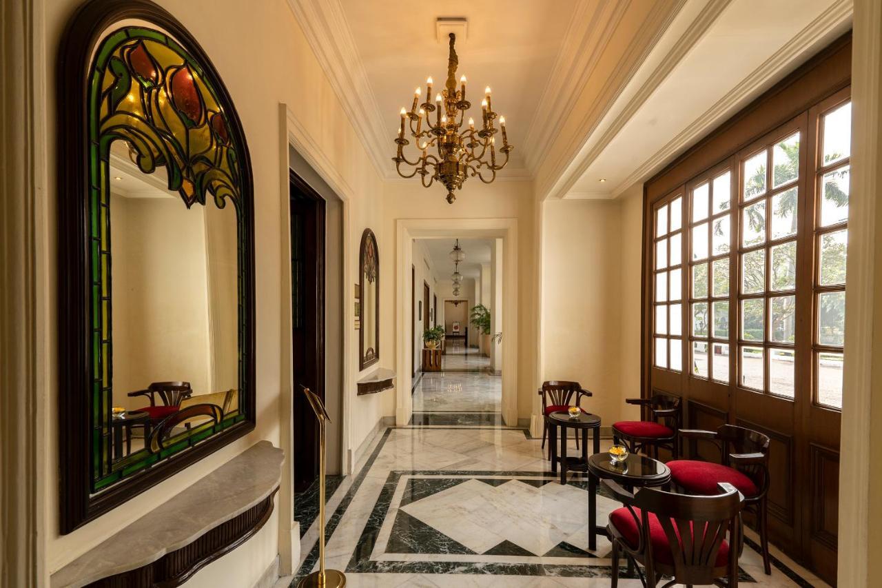 Maidens Hotel New Delhi Exterior foto Interior of the hotel